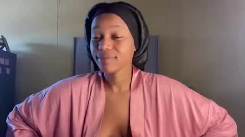 sexyasszeeee online show from October 3, 2025, 9:17 am