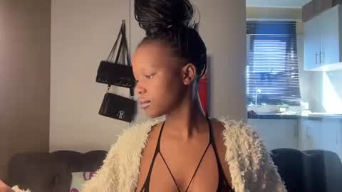 Snapshot of sexyasszeeee chatting on May 13, 2026, 8:34 am sexyasszeeee online show from May 13, 2026, 8:34 am
