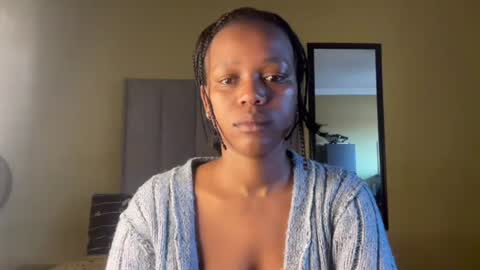 Snapshot of sexyasszeeee chatting on June 13, 2026, 10:35 am sexyasszeeee online show from June 13, 2026, 10:35 am