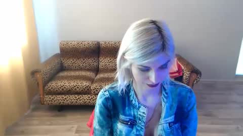 Snapshot of sexybeatriice chatting on March 2, 2025, 10:24 am sexybeatriice online show from March 2, 2025, 10:24 am