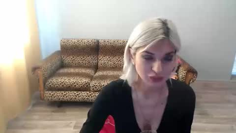 Snapshot of sexybeatriice chatting on October 14, 2025, 6:36 am sexybeatriice online show from October 14, 2025, 6:36 am