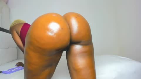 sexybootydoll online show from July 8, 2026, 9:03 am