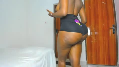 sexybootydoll online show from July 10, 2026, 4:31 pm