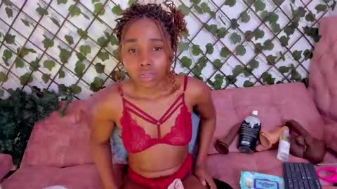 sofia online show from October 16, 2025, 2:12 am