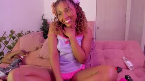 sofia online show from January 9, 2026, 12:35 am