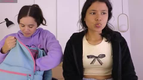 chanell and yina online show from April 22, 2026, 2:18 pm