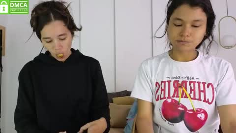chanell and yina online show from April 24, 2026, 1:46 pm