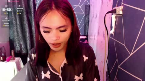 Miss Cheng online show from August 2, 2026, 7:23 pm