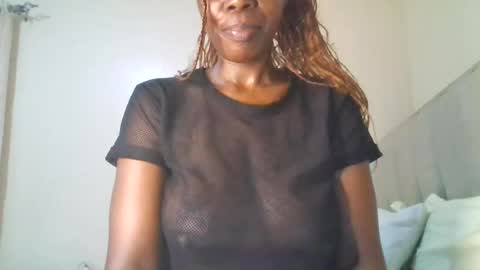 Snapshot of sexychocolate35 chatting on August 3, 2026, 7:28 pm MERCY online show from August 3, 2026, 7:28 pm