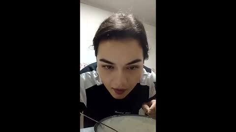 sexychubbyanna online show from April 2, 2026, 11:02 pm