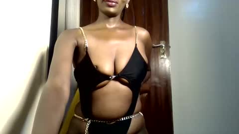 sexyclara90 online show from April 15, 2026, 6:15 pm