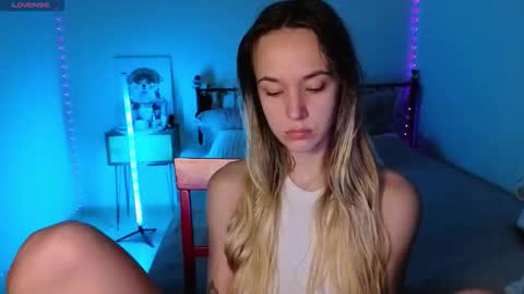 Sophia online show from September 11, 2025, 8:14 am