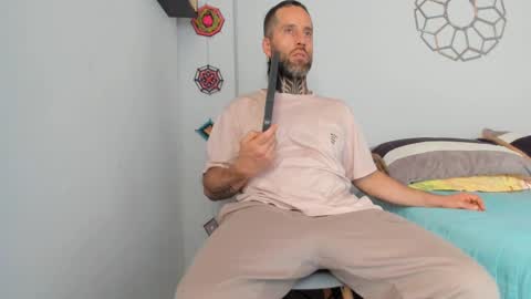 Snapshot of sexycolombian2022 chatting on February 22, 2025, 3:36 pm Antonioylola online show from February 22, 2025, 3:36 pm