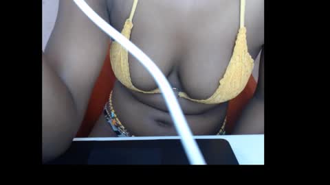 Snapshot of sexydebabe chatting on October 18, 2025, 10:43 pm sexydebabe online show from October 18, 2025, 10:43 pm