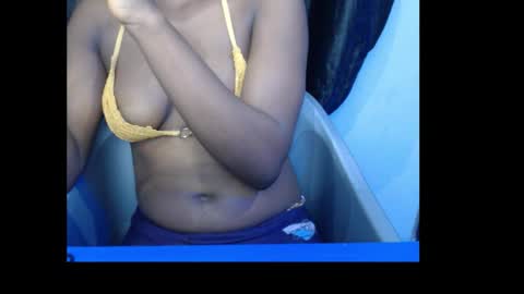 Snapshot of sexydebabe chatting on October 26, 2025, 10:04 pm sexydebabe online show from October 26, 2025, 10:04 pm