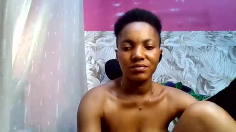Snapshot of sexydoll32 chatting on June 9, 2026, 10:10 pm sexydoll32 online show from June 9, 2026, 10:10 pm