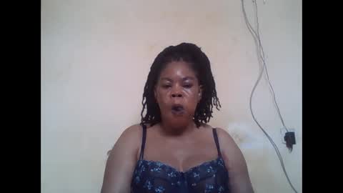 Snapshot of sexydove2 chatting on May 17, 2026, 6:55 am EMILY online show from May 17, 2026, 6:55 am