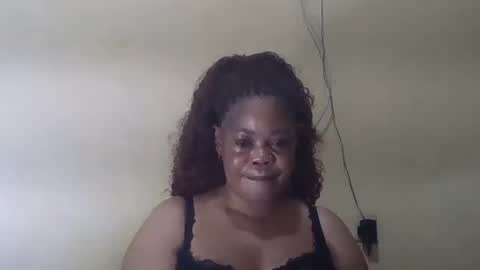 Snapshot of sexydove2 chatting on June 16, 2026, 3:31 am EMILY online show from June 16, 2026, 3:31 am