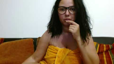 Snapshot of sexyerikka chatting on June 19, 2026, 2:38 am Eva online show from June 19, 2026, 2:38 am