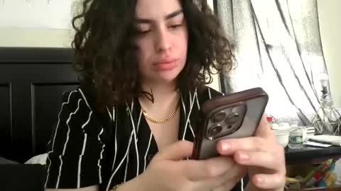 ETERNAL GODDESS WOMAN  online show from February 17, 2025, 7:10 pm