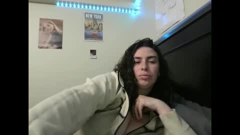 ETERNAL GODDESS WOMAN  online show from September 20, 2025, 11:50 pm