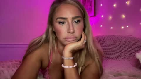 Snapshot of sexygoodvibebabe69 chatting on November 24, 2025, 8:58 am Ashley Love online show from November 24, 2025, 8:58 am