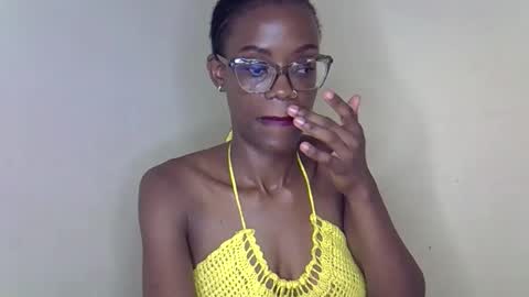 Snapshot of sexyhollymontana1111 chatting on March 14, 2026, 7:52 pm SexyHollyMontana1111 online show from March 14, 2026, 7:52 pm