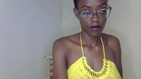 Snapshot of sexyhollymontana1111 chatting on March 15, 2026, 8:20 am SexyHollyMontana1111 online show from March 15, 2026, 8:20 am