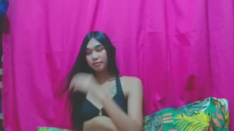 sexyhornyts4u online show from April 8, 2026, 11:32 am
