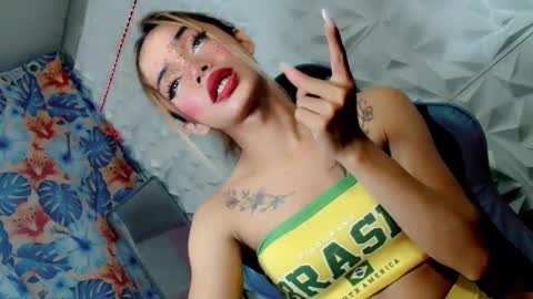 Snapshot of sexyhotbabe18 chatting on December 15, 2024, 10:47 pm sexyhotbabe18 online show from December 15, 2024, 10:47 pm