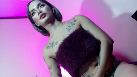 Snapshot of sexyhotbabe18 chatting on June 30, 2026, 9:27 pm sexyhotbabe18 online show from June 30, 2026, 9:27 pm