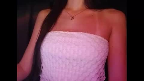 Snapshot of sexyideusa chatting on November 17, 2025, 3:56 am Sexy online show from November 17, 2025, 3:56 am