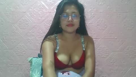Snapshot of sexyjessa20 chatting on March 4, 2026, 5:02 am sexyjessa20 online show from March 4, 2026, 5:02 am