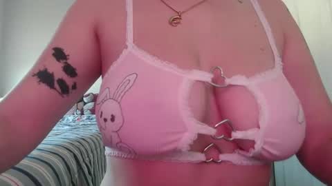 sexyjessicavega online show from May 2, 2026, 8:25 pm