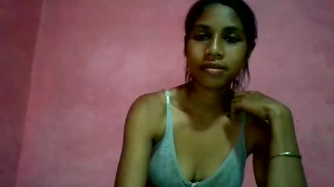 Snapshot of sexyjolie586 chatting on June 20, 2026, 5:27 pm sexyjolie586 online show from June 20, 2026, 5:27 pm