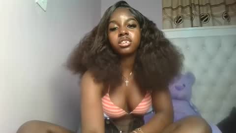 Snapshot of sexykitten200 chatting on March 22, 2026, 6:33 pm SexyKitty online show from March 22, 2026, 6:33 pm