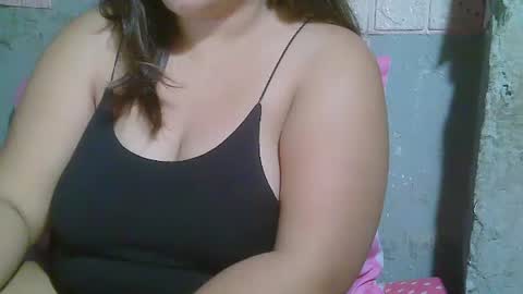 sexykittymom online show from April 13, 2026, 7:08 pm