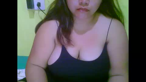 sexykittymom online show from April 19, 2026, 6:10 pm