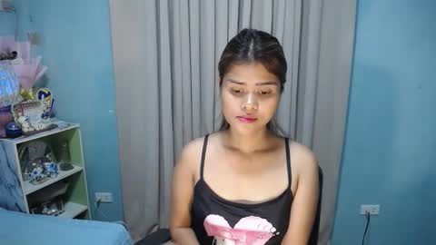 Snapshot of sexylady_pinayx chatting on November 4, 2025, 8:24 am Call me Bea online show from November 4, 2025, 8:24 am