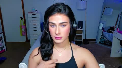 Snapshot of sexylatinboy777 chatting on April 24, 2026, 10:07 am JC online show from April 24, 2026, 10:07 am