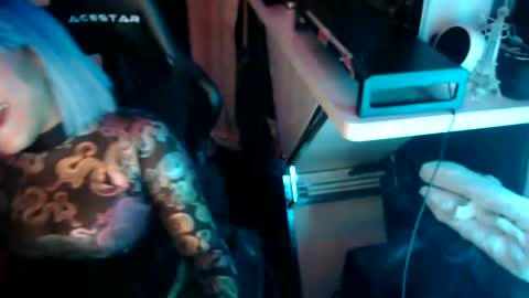 Snapshot of sexylatincouple chatting on January 26, 2025, 7:21 am SEXYLATINCOUPLE online show from January 26, 2025, 7:21 am