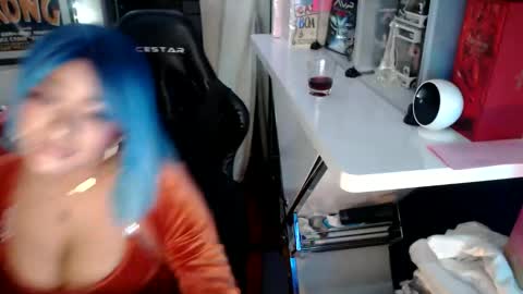 Snapshot of sexylatincouple chatting on February 5, 2025, 7:29 am SEXYLATINCOUPLE online show from February 5, 2025, 7:29 am