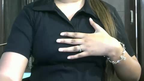 Snapshot of sexylavanya143 chatting on December 19, 2024, 5:40 pm sexy lavanya online show from December 19, 2024, 5:40 pm