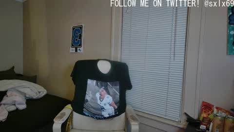 sexylax69 online show from February 16, 2025, 1:36 am