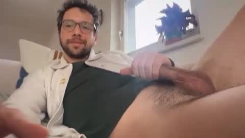 sexyleo8282 online show from February 8, 2026, 12:41 pm