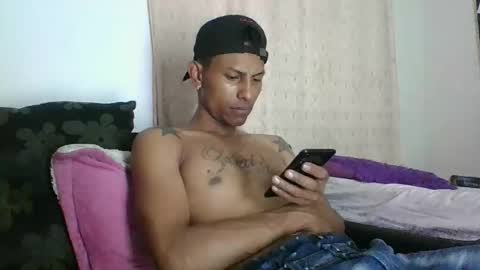 Snapshot of sexyleon69 chatting on November 24, 2025, 2:06 pm Sexy leon online show from November 24, 2025, 2:06 pm