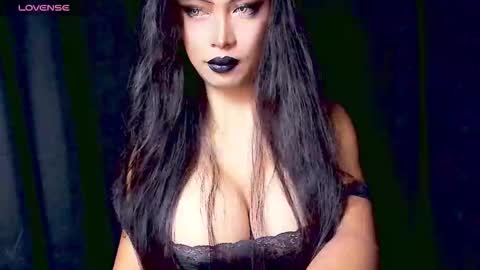 April online show from March 16, 2026, 11:20 pm