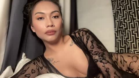 Snapshot of sexylovesappira chatting on May 17, 2026, 7:21 pm maxine online show from May 17, 2026, 7:21 pm