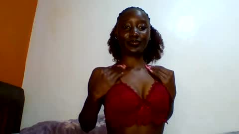 sexylucia5 online show from June 13, 2026, 10:13 am