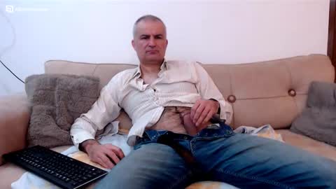 Snapshot of sexymaja77 chatting on February 13, 2026, 5:36 am David online show from February 13, 2026, 5:36 am